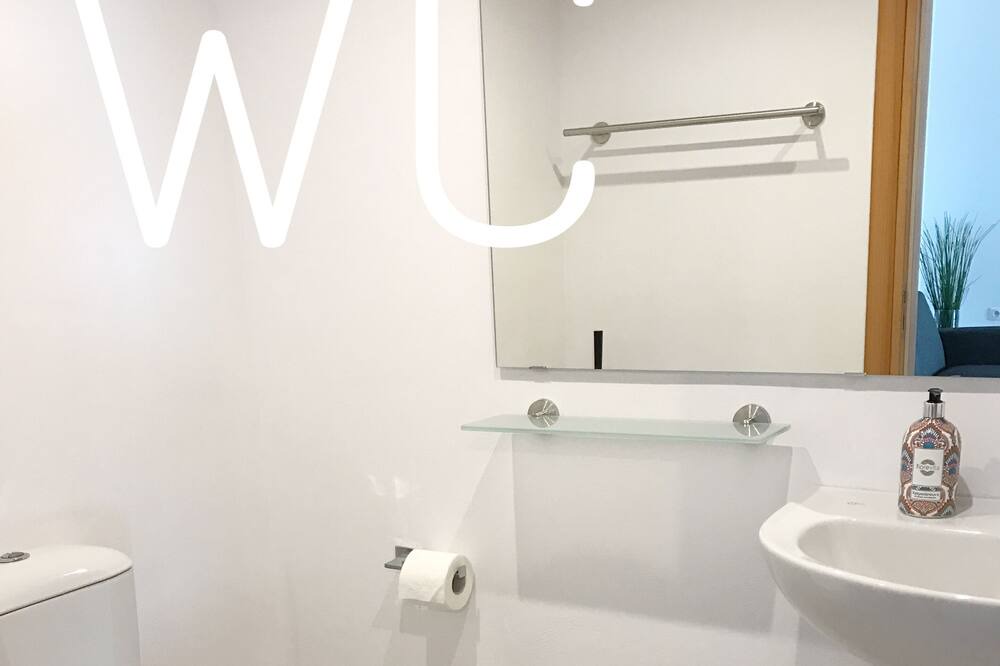 Photo of Bathroom in Lardos