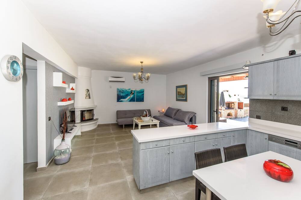 Photo of Livingroom in Stavromenos