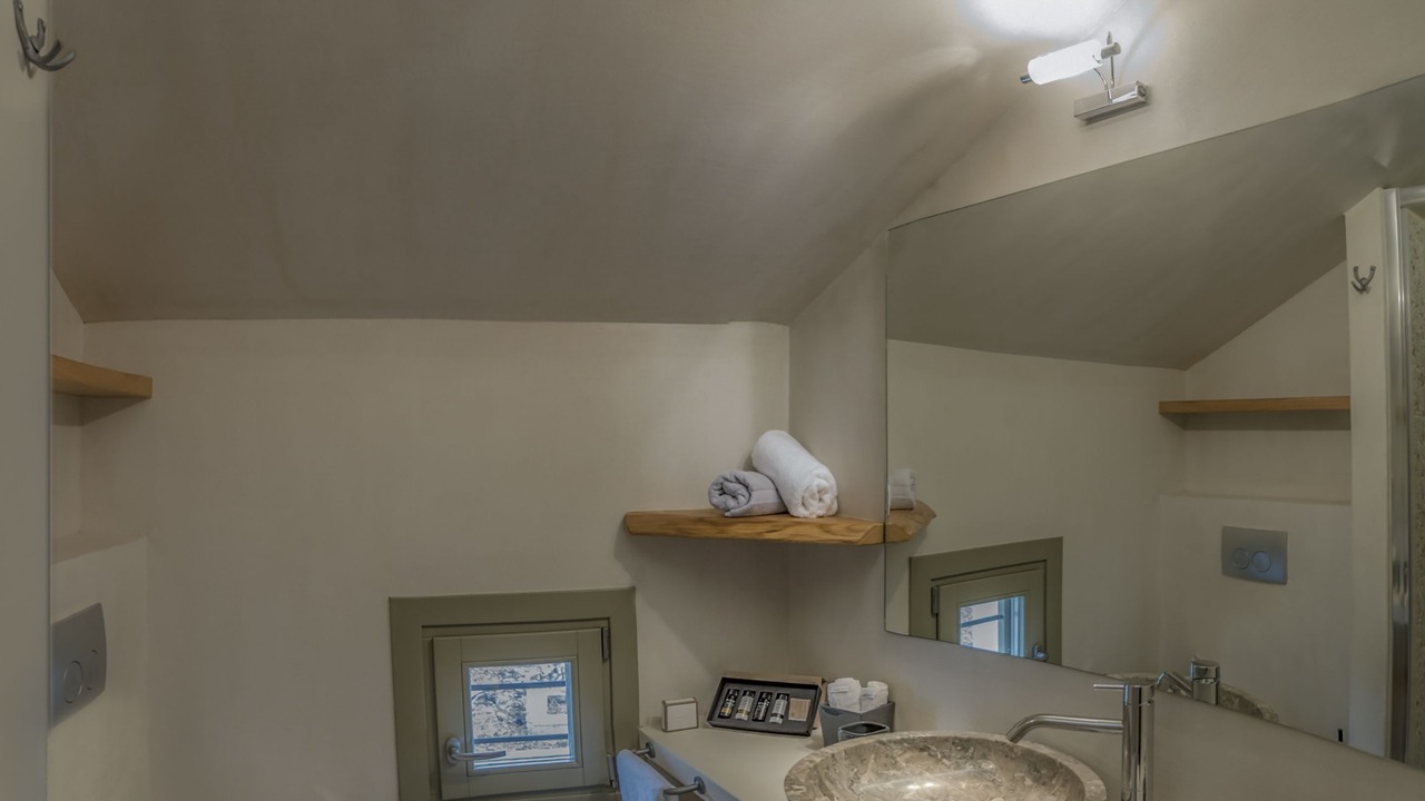 Photo of Bathroom in Zagora-Mouresi