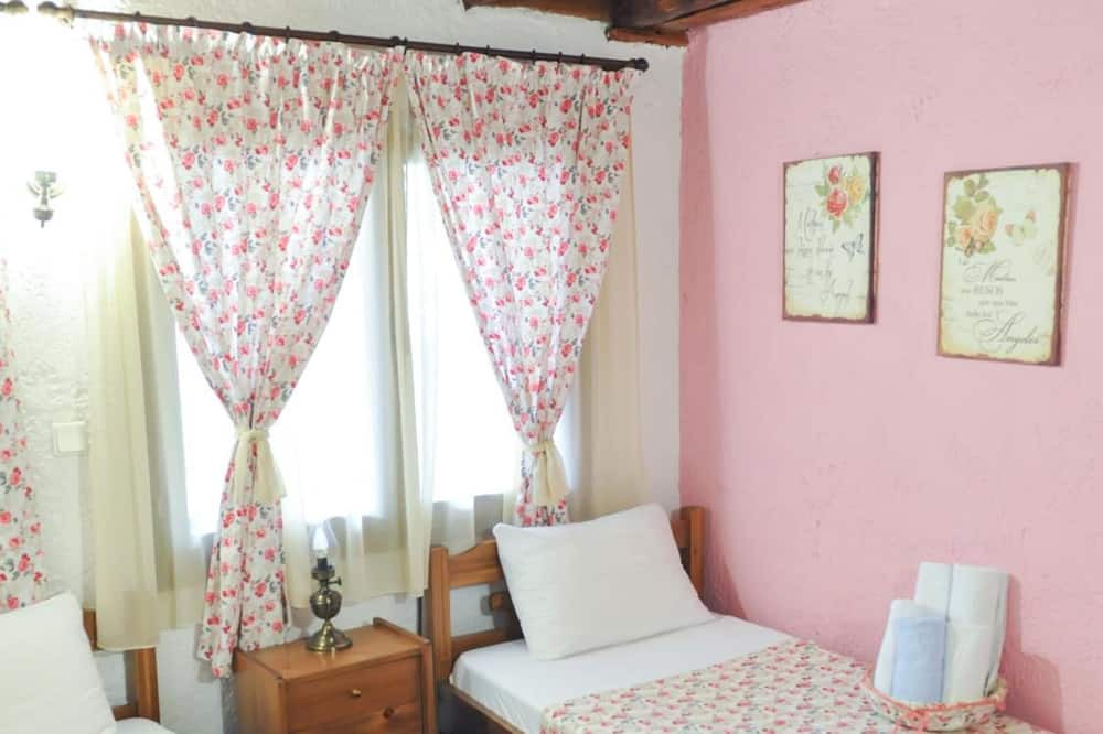 Photo of Bedroom in Stavroupolis