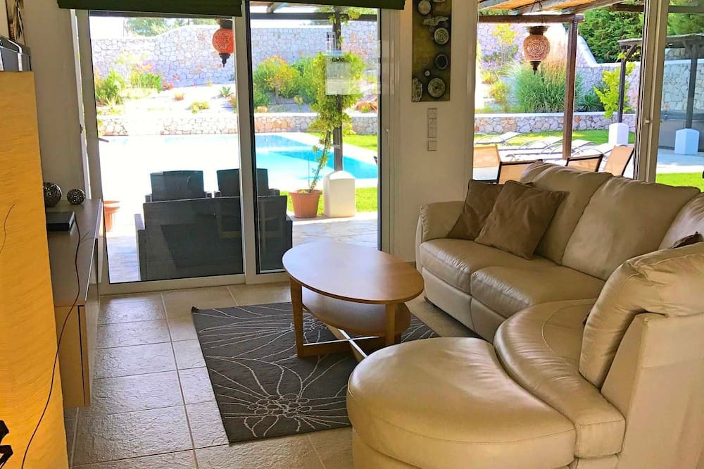 Photo of Livingroom in Faliraki