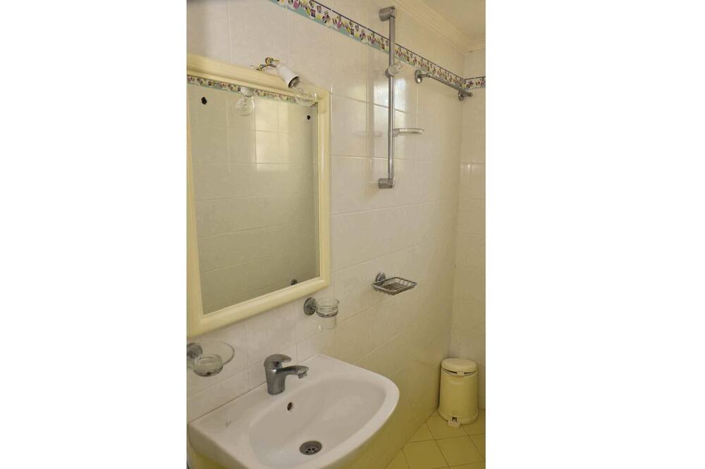Photo of Bathroom in Kandia