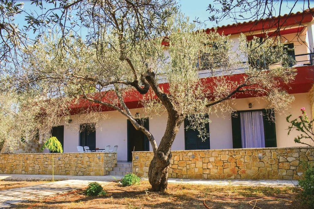 Photo of Outdoor in Kandia