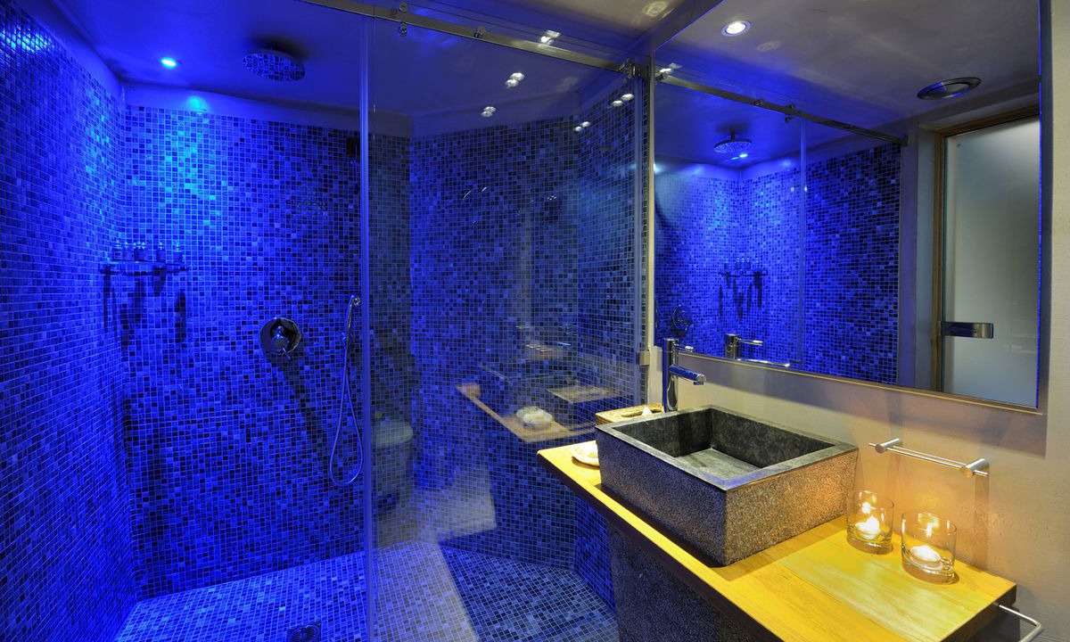 Photo of Bathroom in Portaria