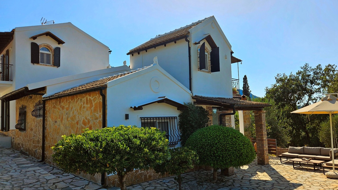 Photo of Others in Achilleio
