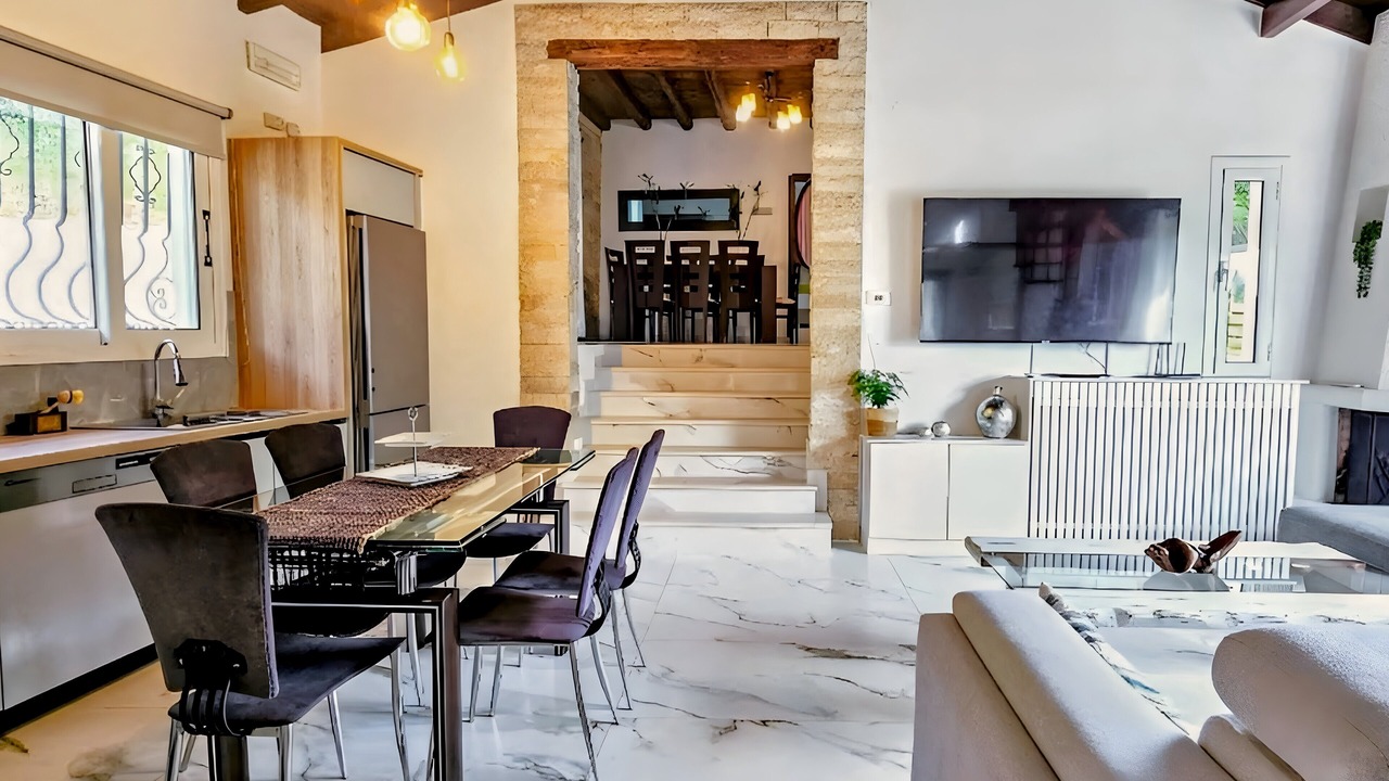 Photo of Outdoor in Achilleio