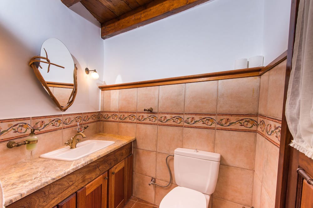 Photo of Bathroom in Anatoli