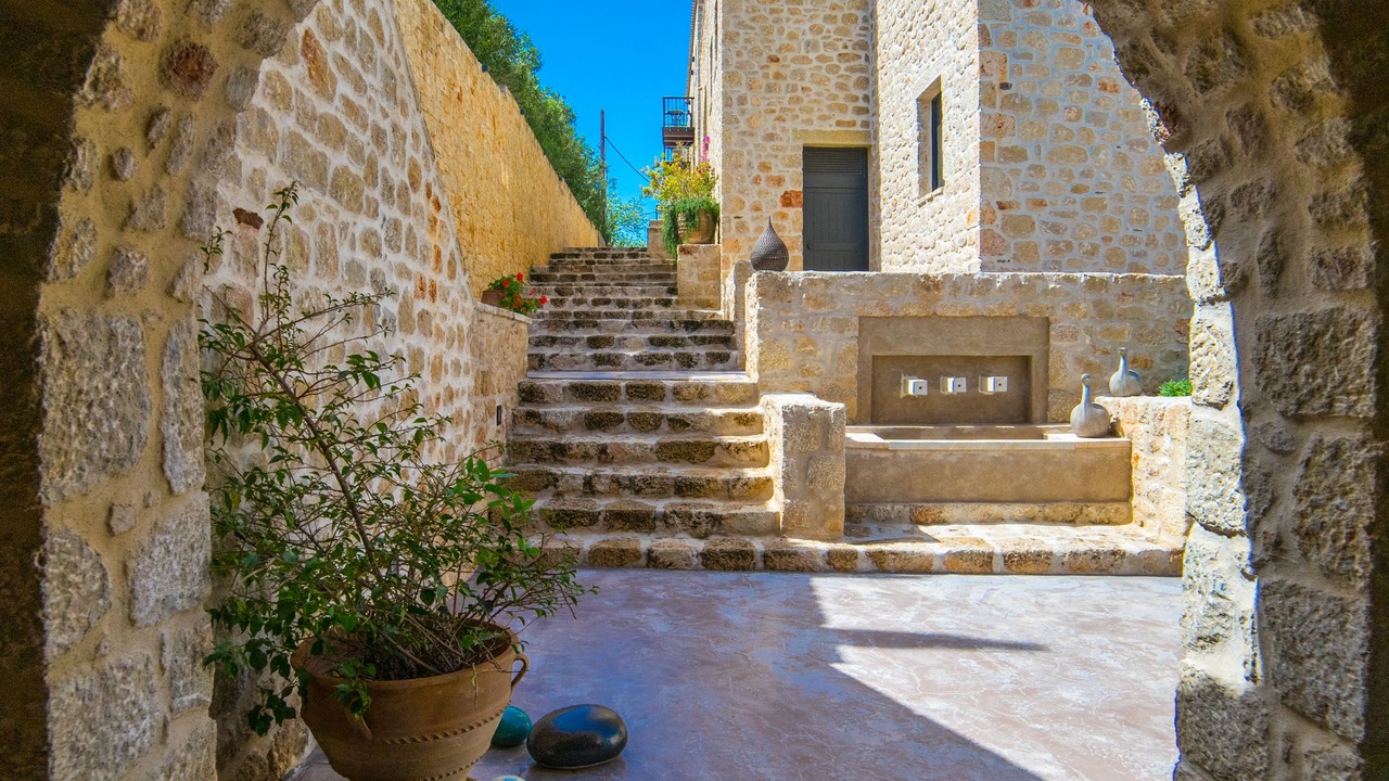 Photo of Outdoor in Rachi