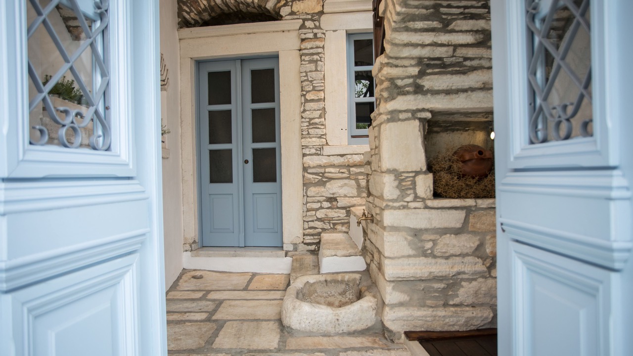 Photo of Outdoor in Aperathos