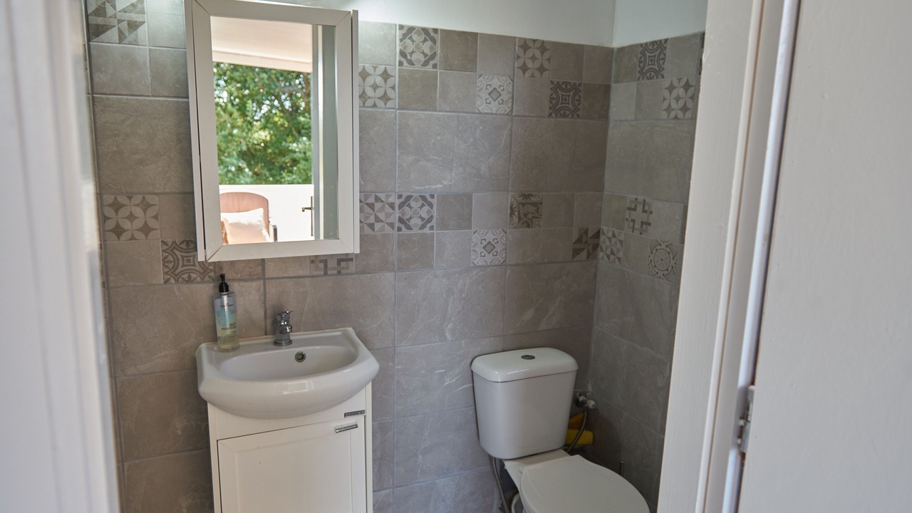 Photo of Bathroom in Drosia