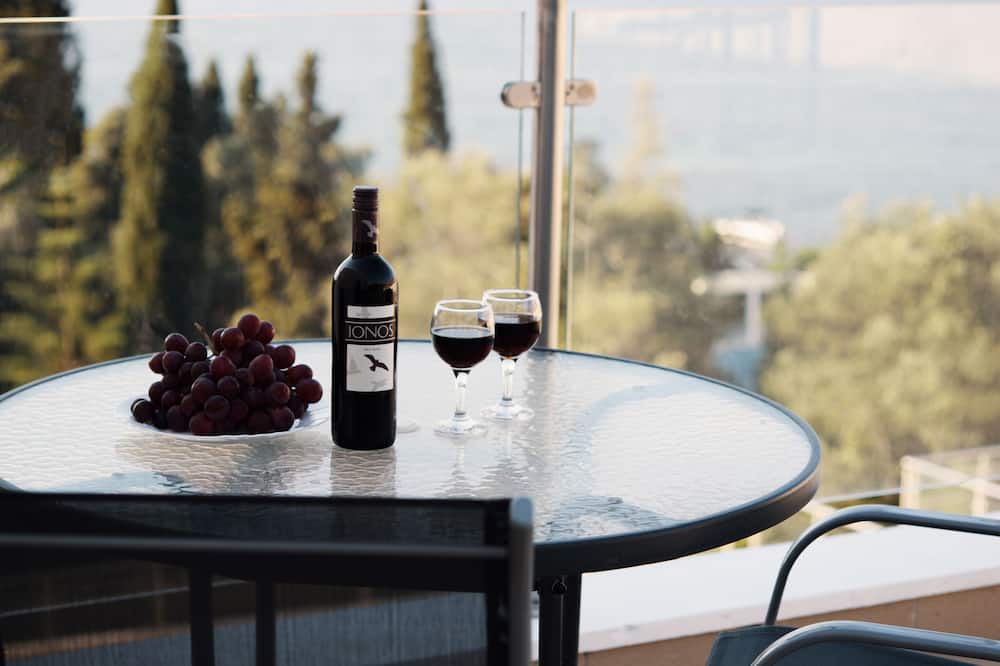 Photo of Livingroom in Agia Pelagia Chlomou