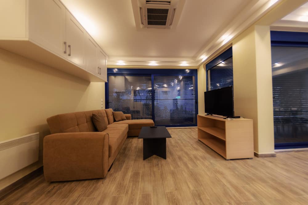 Photo of Livingroom in Agia Pelagia Chlomou