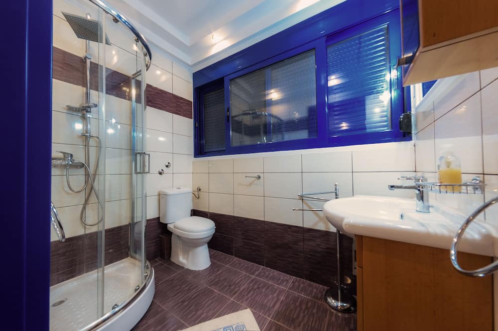 Photo of Bathroom in Agia Pelagia Chlomou