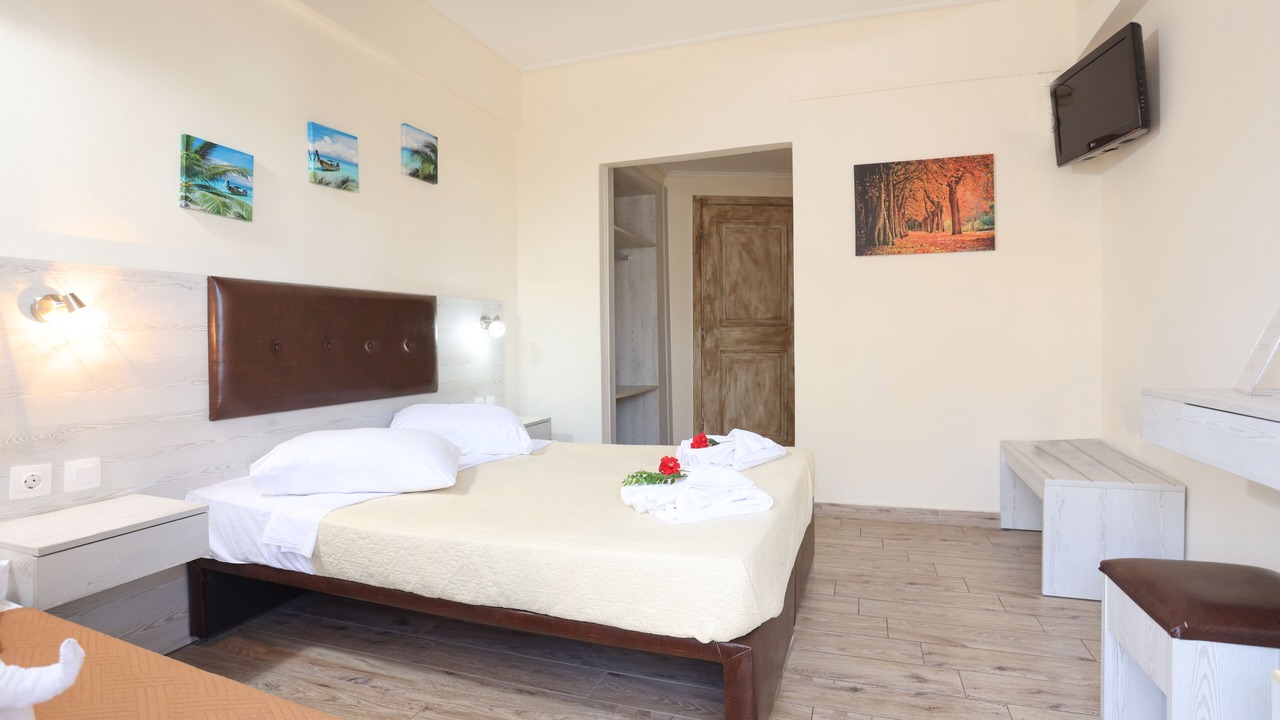 Photo of Bedroom in Polichrono