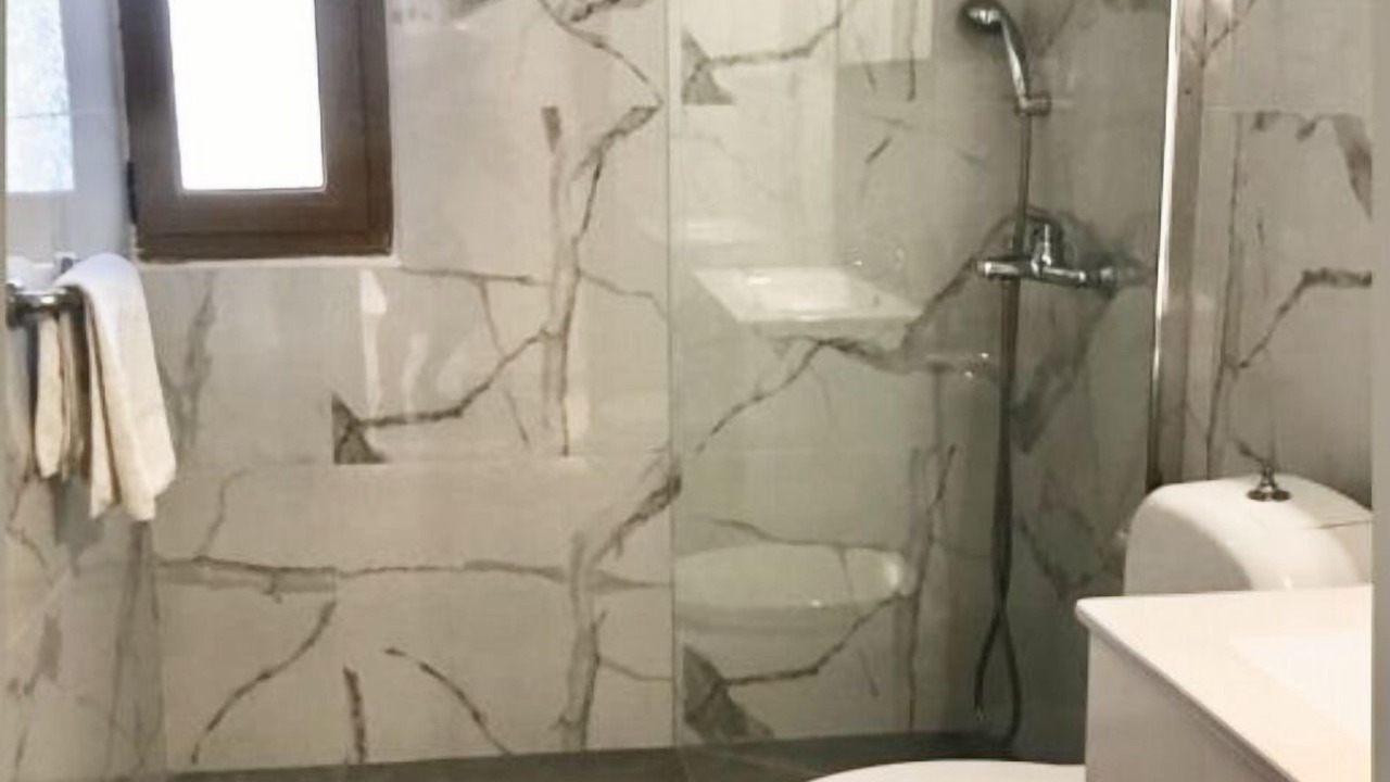 Photo of Bathroom in Sane
