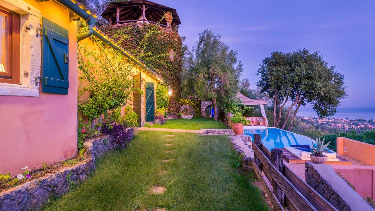 Photo of Outdoor in Agios Markos