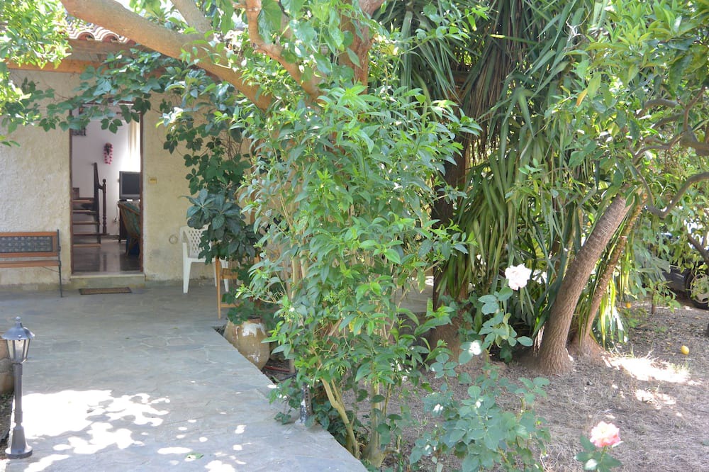 Photo of Outdoor in Alikianos