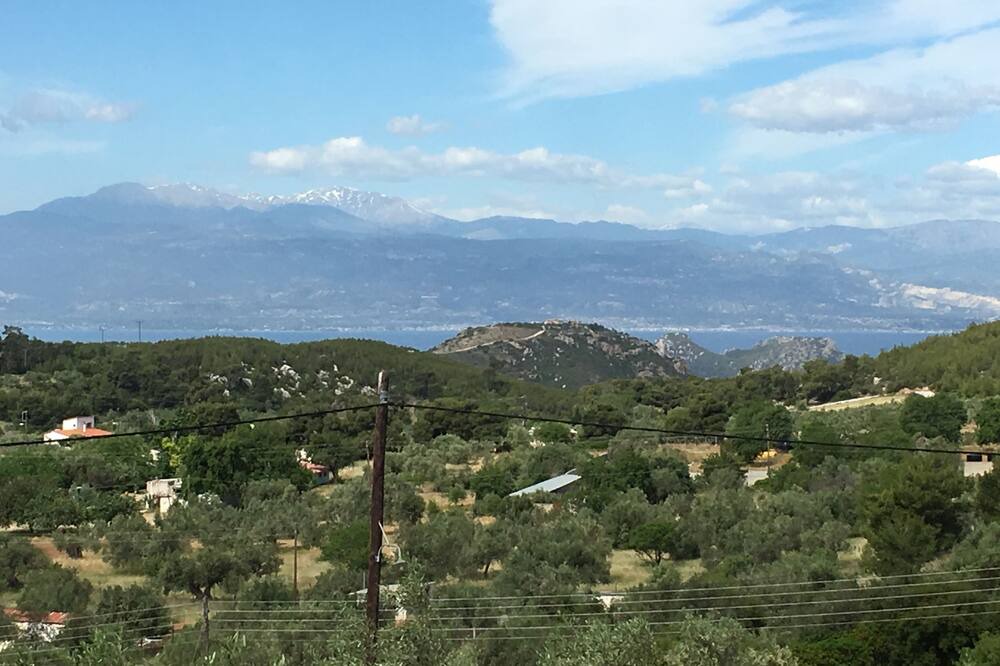 Photo of Others in Loutraki-Agioi Theodoroi