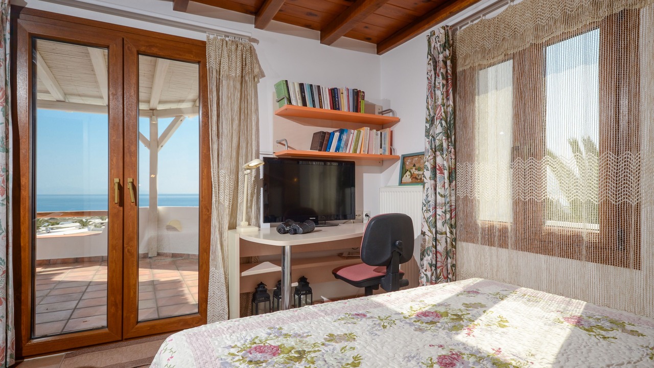 Photo of Bedroom in Stelida
