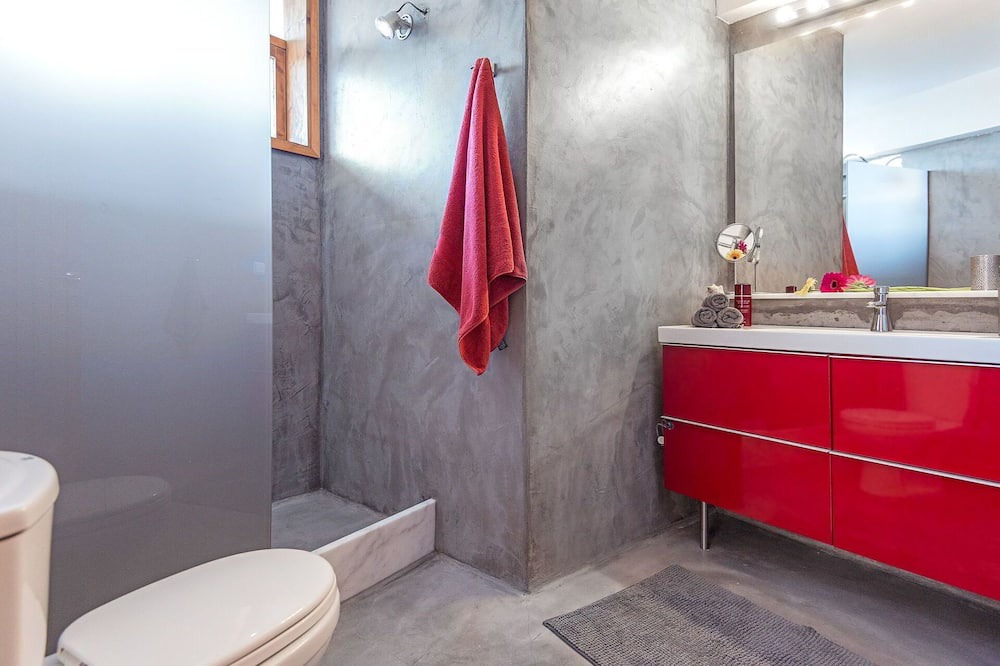 Photo of Bathroom in Ialyssos