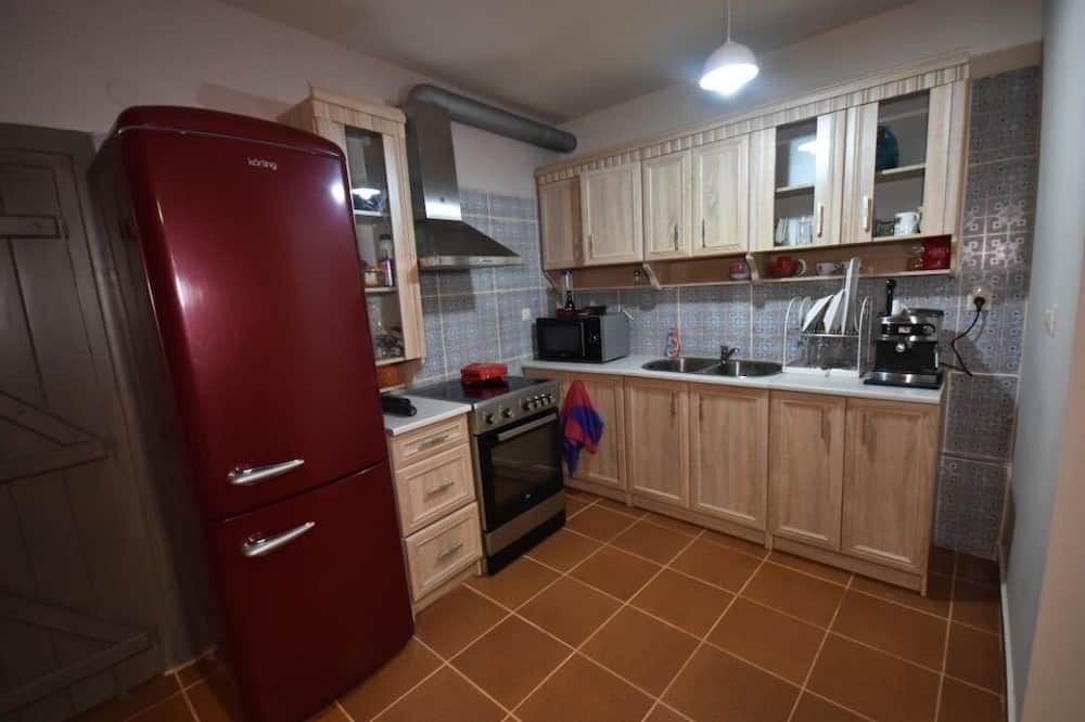 Photo of Kitchen in Pella Region