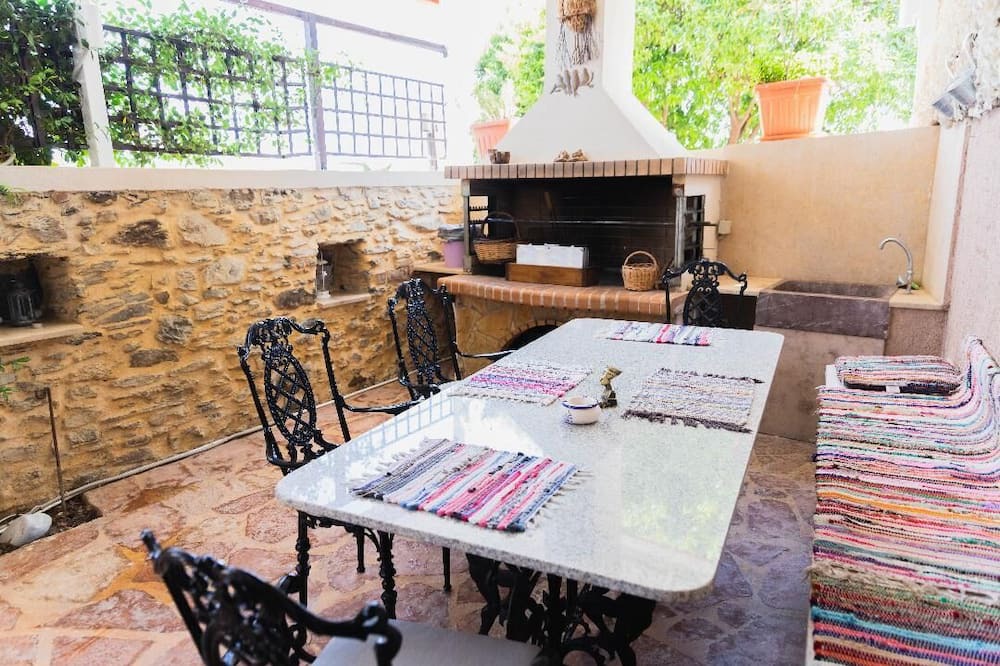Photo of Outdoor in Karvelas