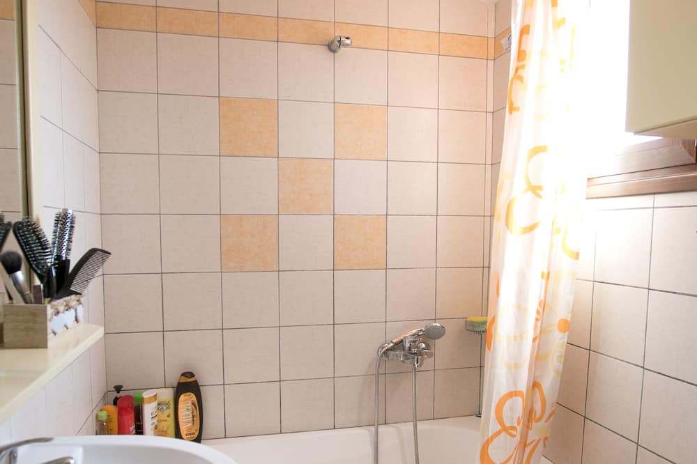 Photo of Bathroom in Karvelas