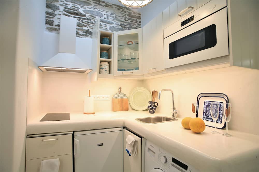 Photo of Kitchen in Paleopolis