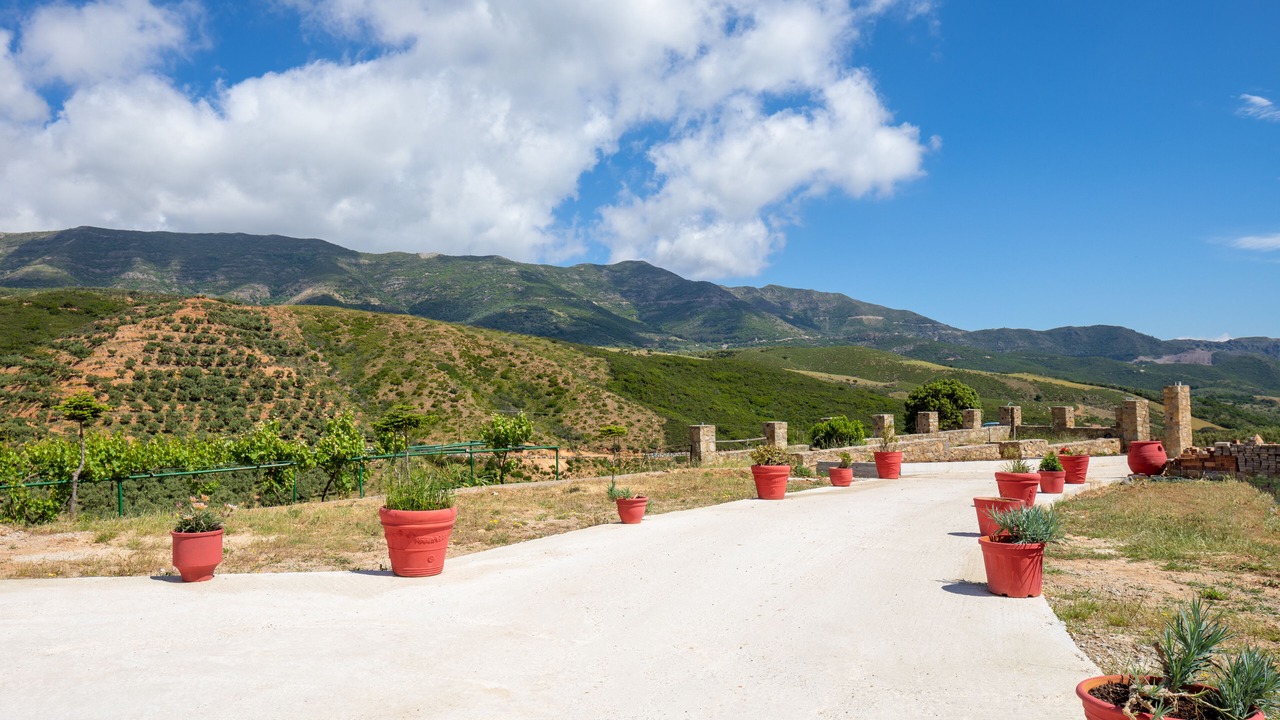 Photo of Outdoor in Milia