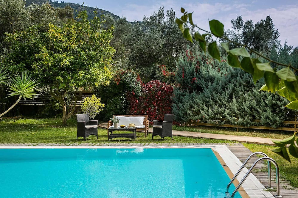 Photo of Outdoor in Mikros Gialos