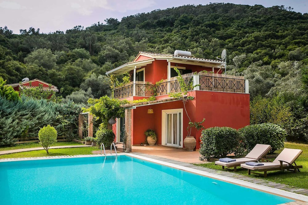 Photo of Outdoor in Mikros Gialos