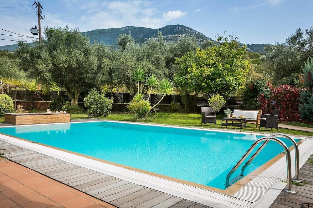 Photo of Outdoor in Mikros Gialos
