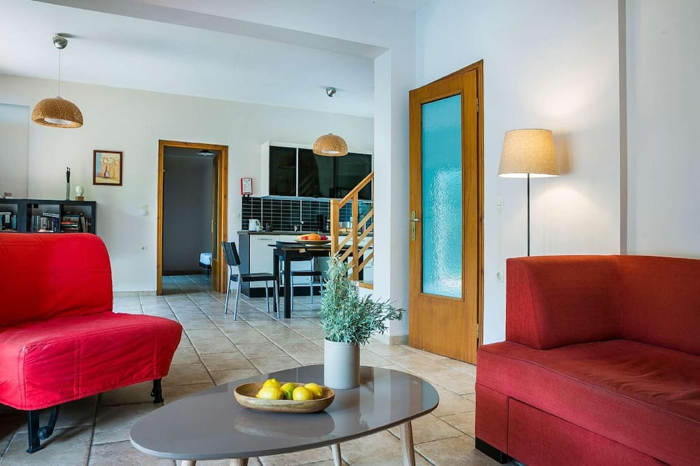 Photo of Livingroom in Mikros Gialos