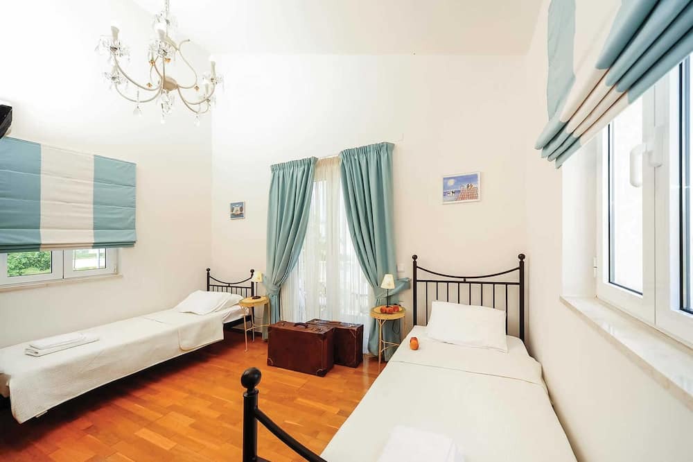 Photo of Bedroom in Prinos