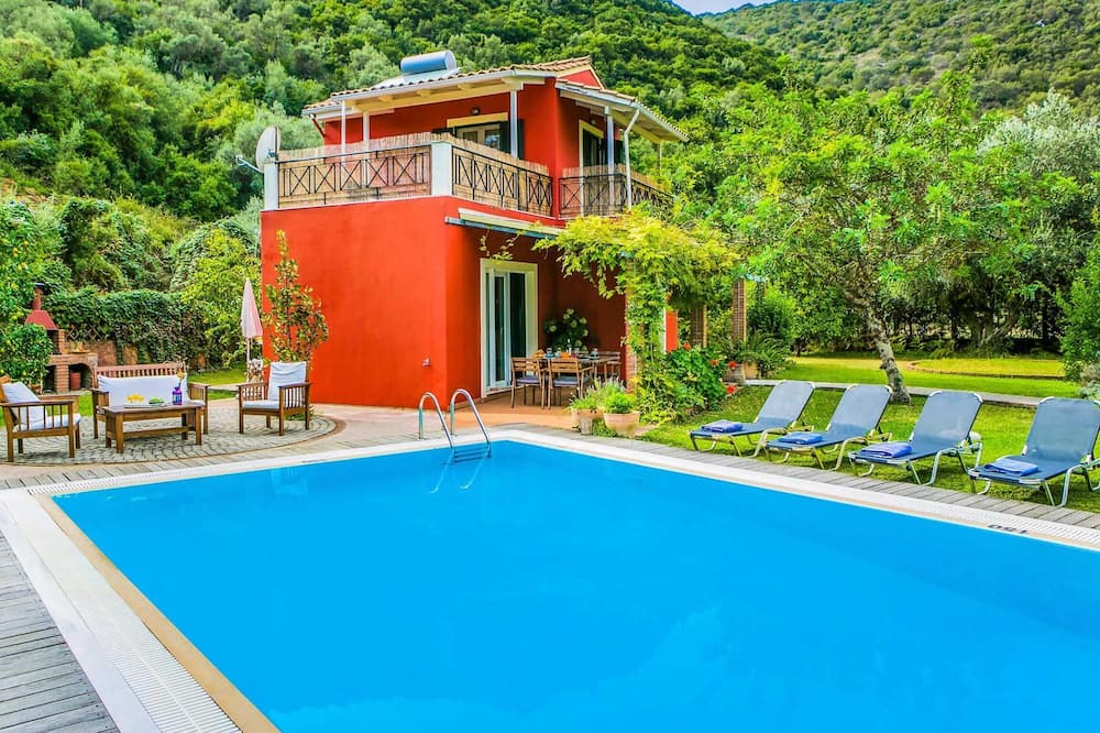 Photo of Outdoor in Mikros Gialos