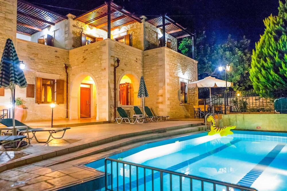Photo of Outdoor in Asteri