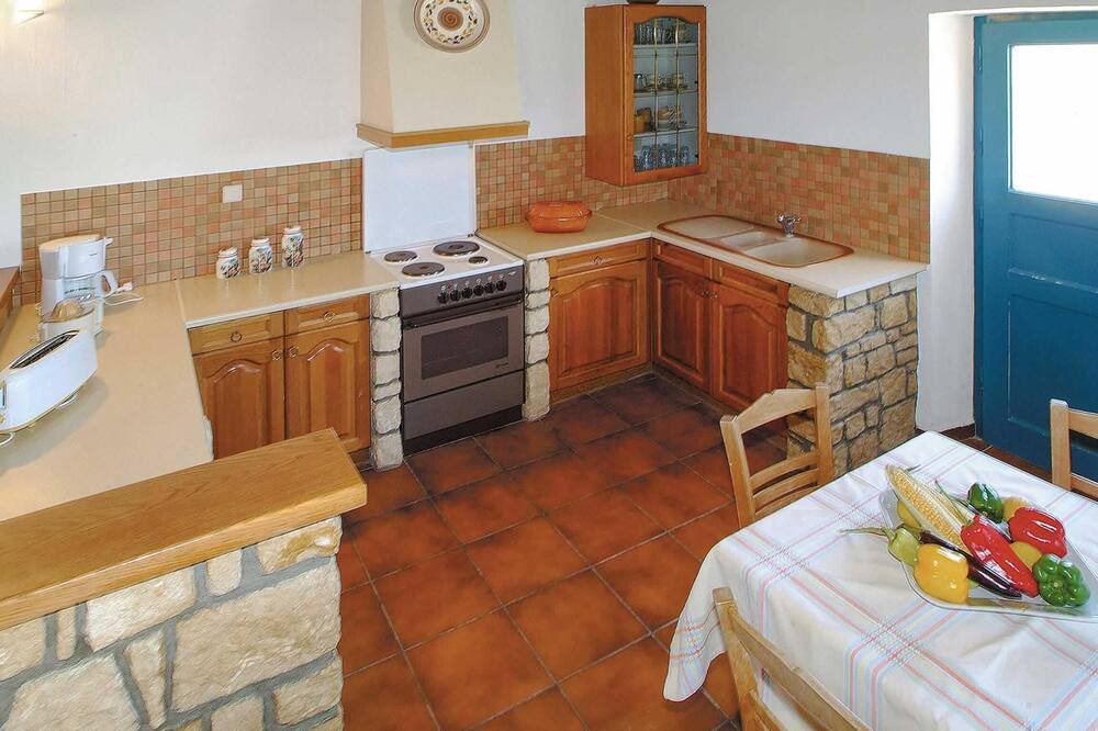 Photo of Kitchen in Prinos