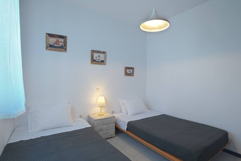 Photo of Bedroom in Ampelas