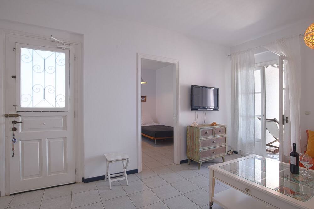 Photo of Livingroom in Ampelas