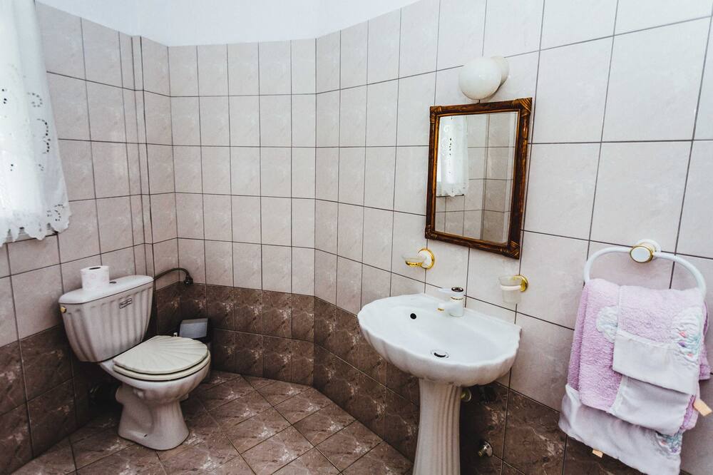 Photo of Bathroom in Diava