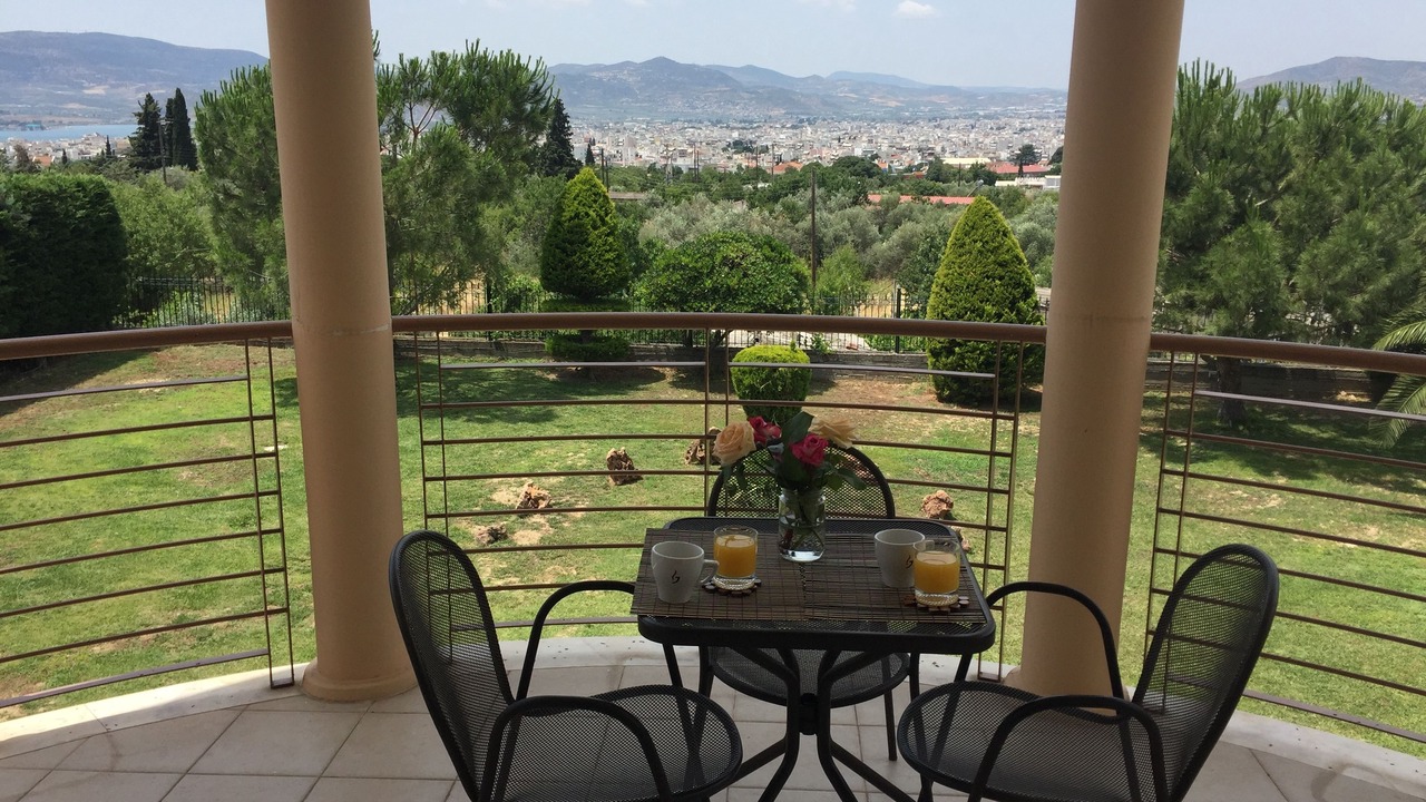 Photo of Patio Balcony in Alli Meria