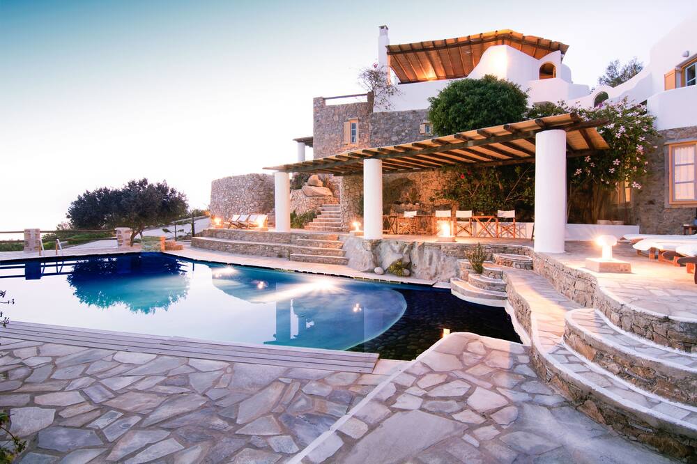 Photo of Outdoor in Houlakia