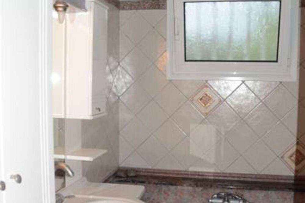 Photo of Bathroom in Katerini