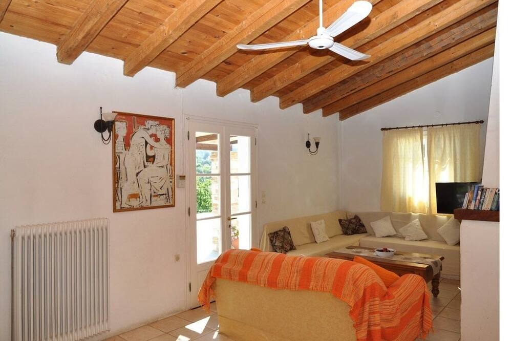 Photo of Livingroom in Agios Ioannis