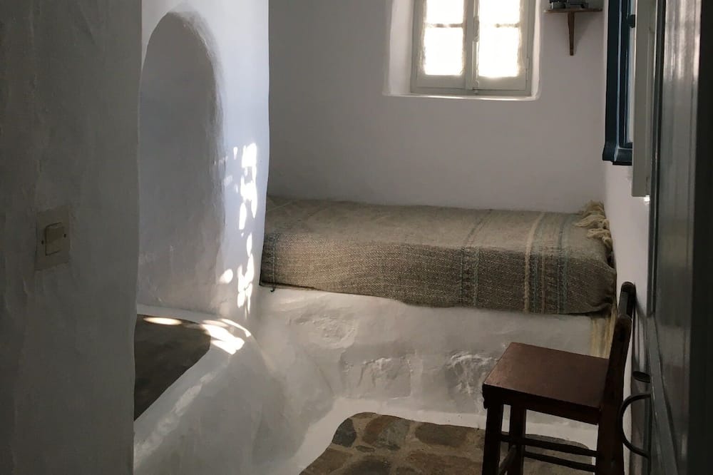 Photo of Bedroom in Aegiali