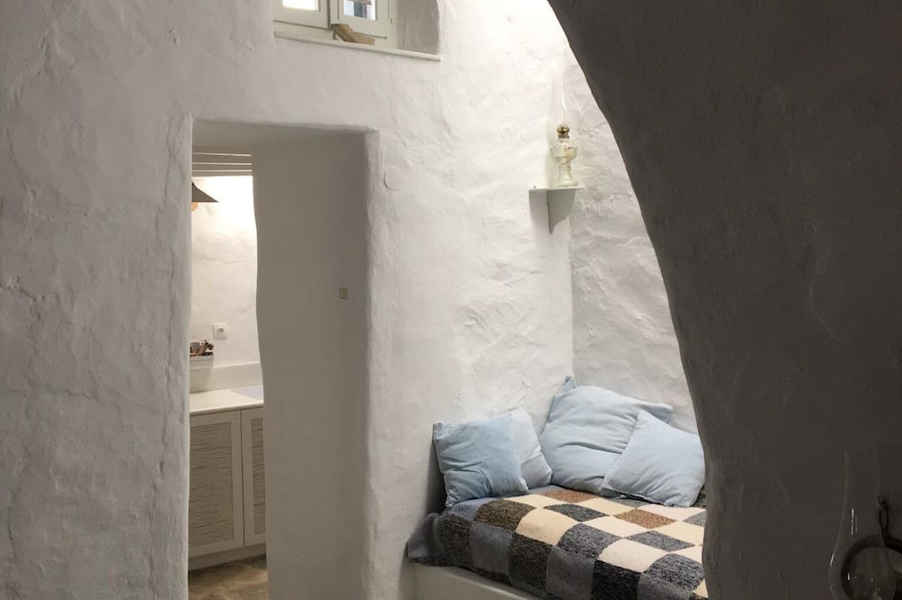 Photo of Bedroom in Aegiali