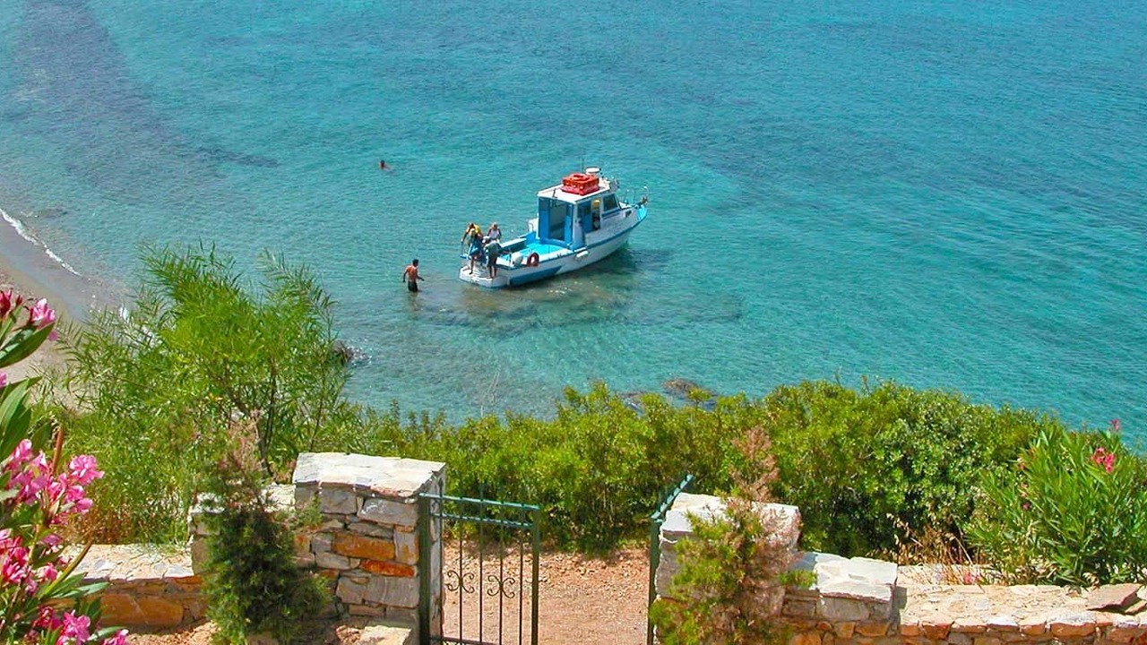 Photo of Others in Schinoussa Town