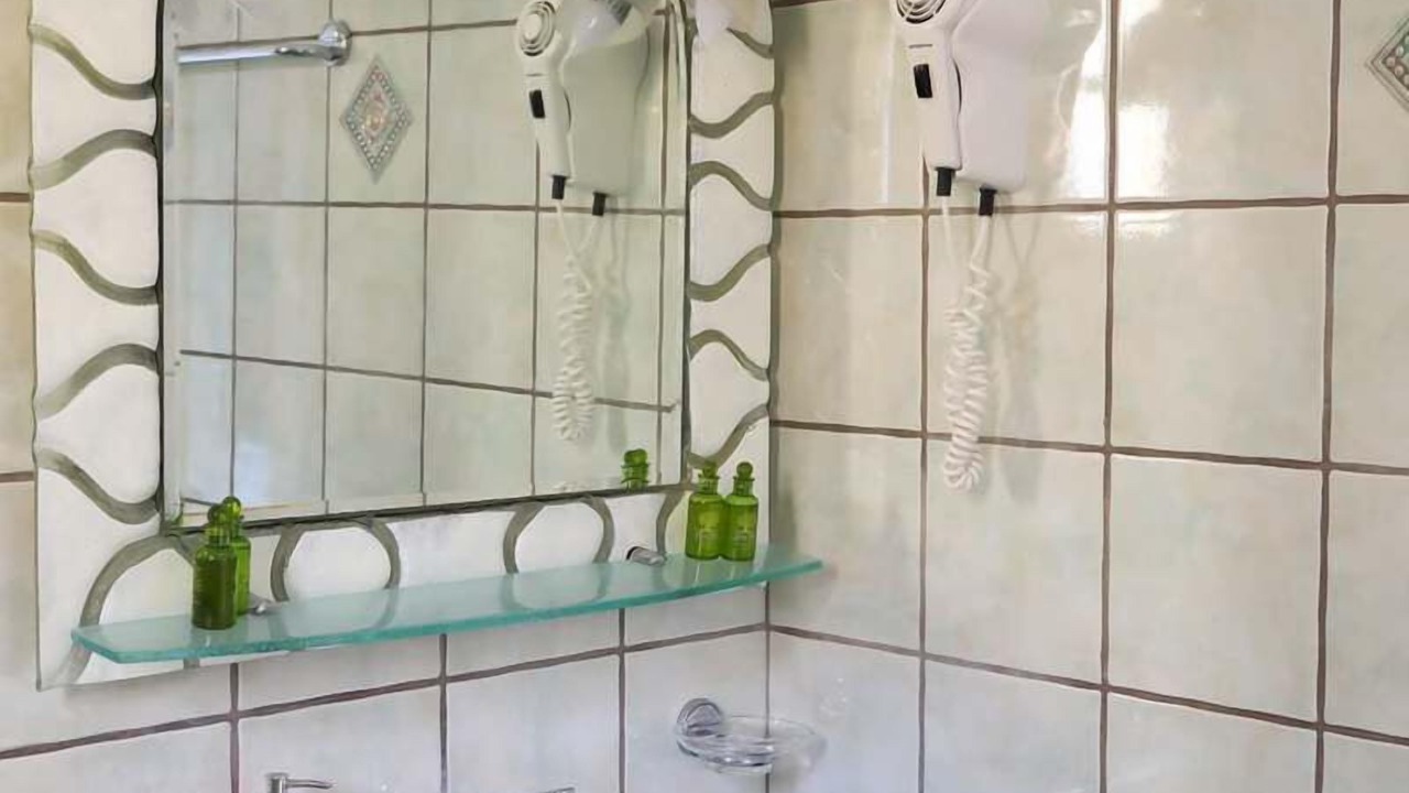 Photo of Bathroom in Schinoussa Town