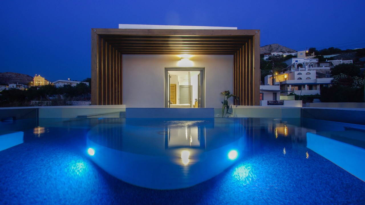 Photo of Outdoor in Kini