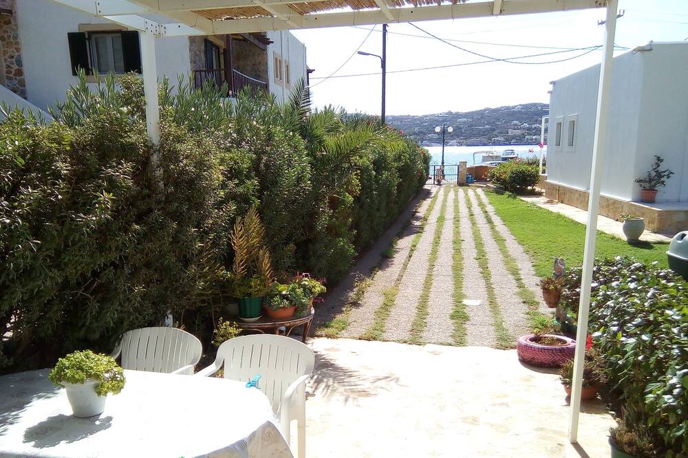 Photo of Patio Balcony in Alinda